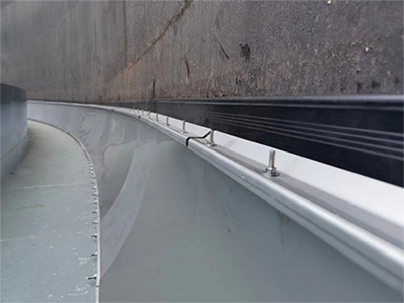 外浮盘周边密封系统