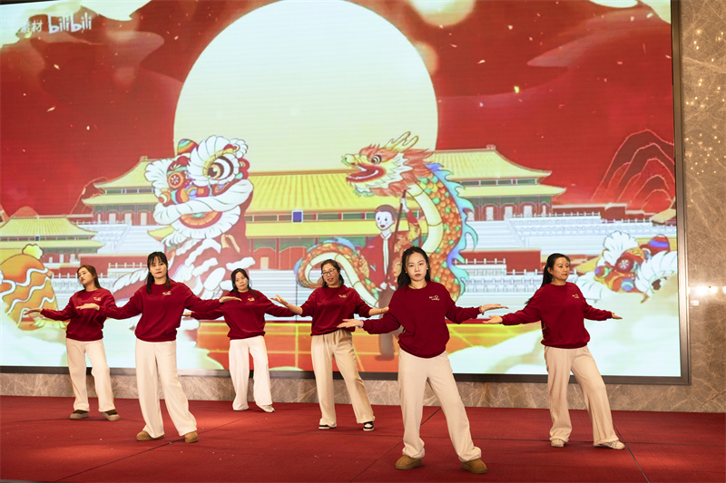 聚巳向新 锐势前行-科强年会盛典暨表彰大会13