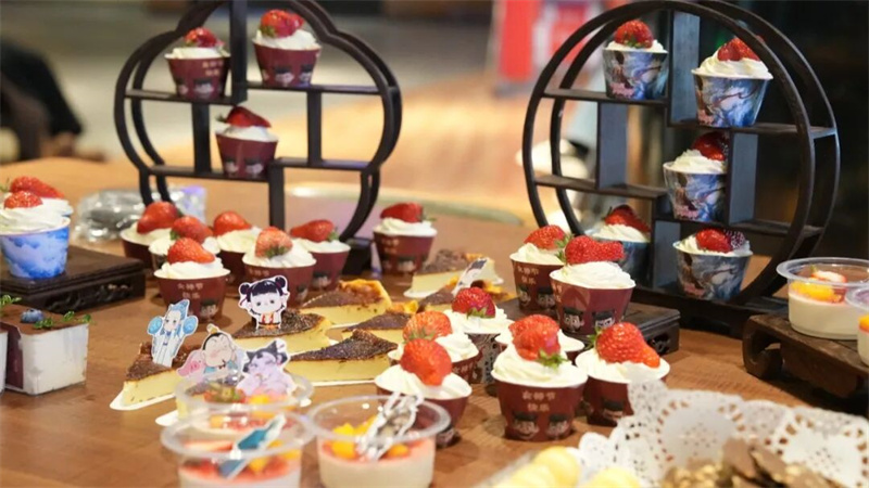 “风火轮加速美丽，乾坤圈圈住幸福”女神节特别活动