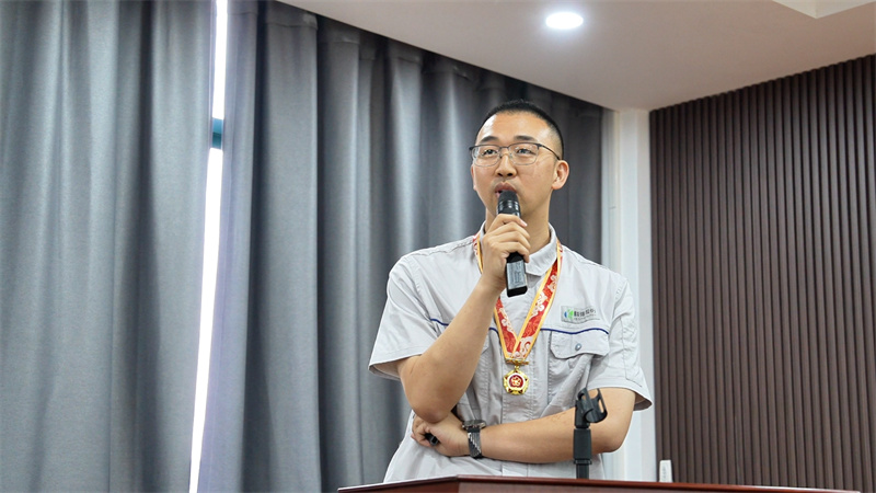 第一阶段班组长能力提升表彰会议圆满结束9